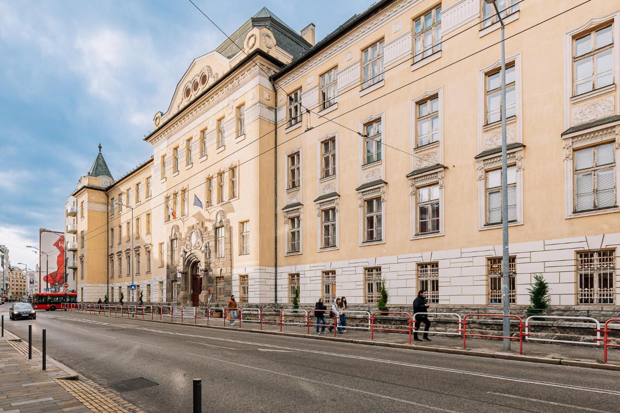 Skau 1 Old Town Family & Business Apartment Free Parking Bratislava Buitenkant foto