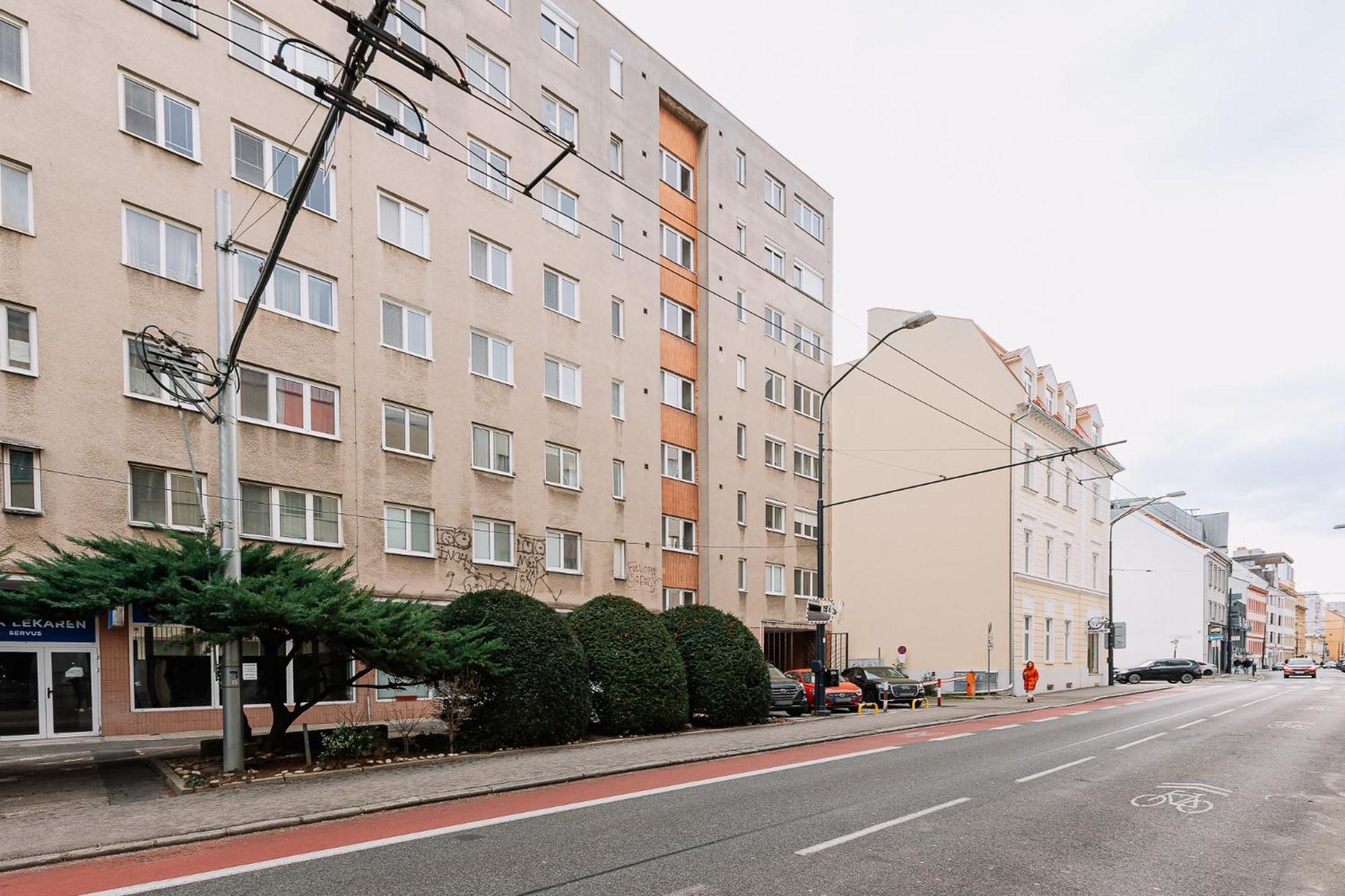 Skau 1 Old Town Family & Business Apartment Free Parking Bratislava Buitenkant foto
